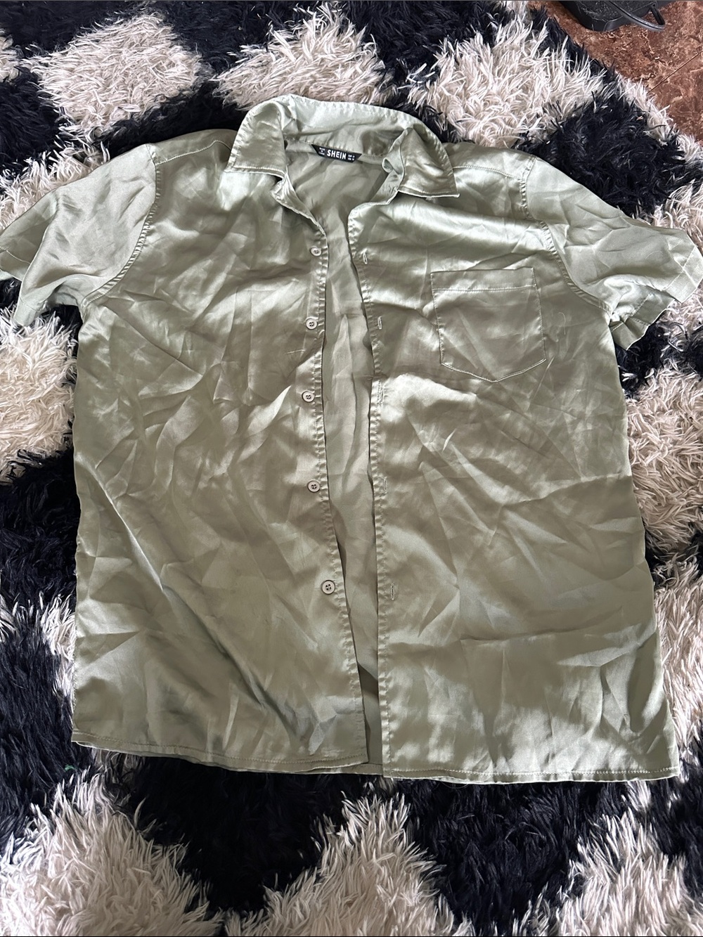 SHEIN Men’s Light Olive Green Short Sleeve Button-Up Shirt